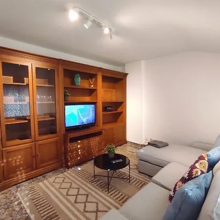 Avenida 37 * カルダス・デ・レイス